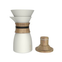 New design Matte White Porcelain Pour Over Coffee Maker dripper set with wooden lid