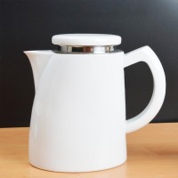 Hot ceramic white large capacity tea pot with infuser for water